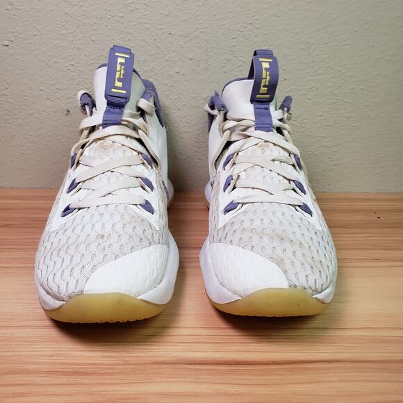 Nike Men\'s 8.5 Lebron Witness 5 Shoes Lakers‎ White Purple Basketball Sneakers main image 13